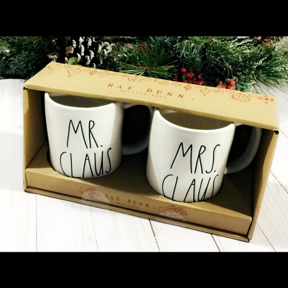 Rae Dunn Christmas mug set - Picture 3 of 6